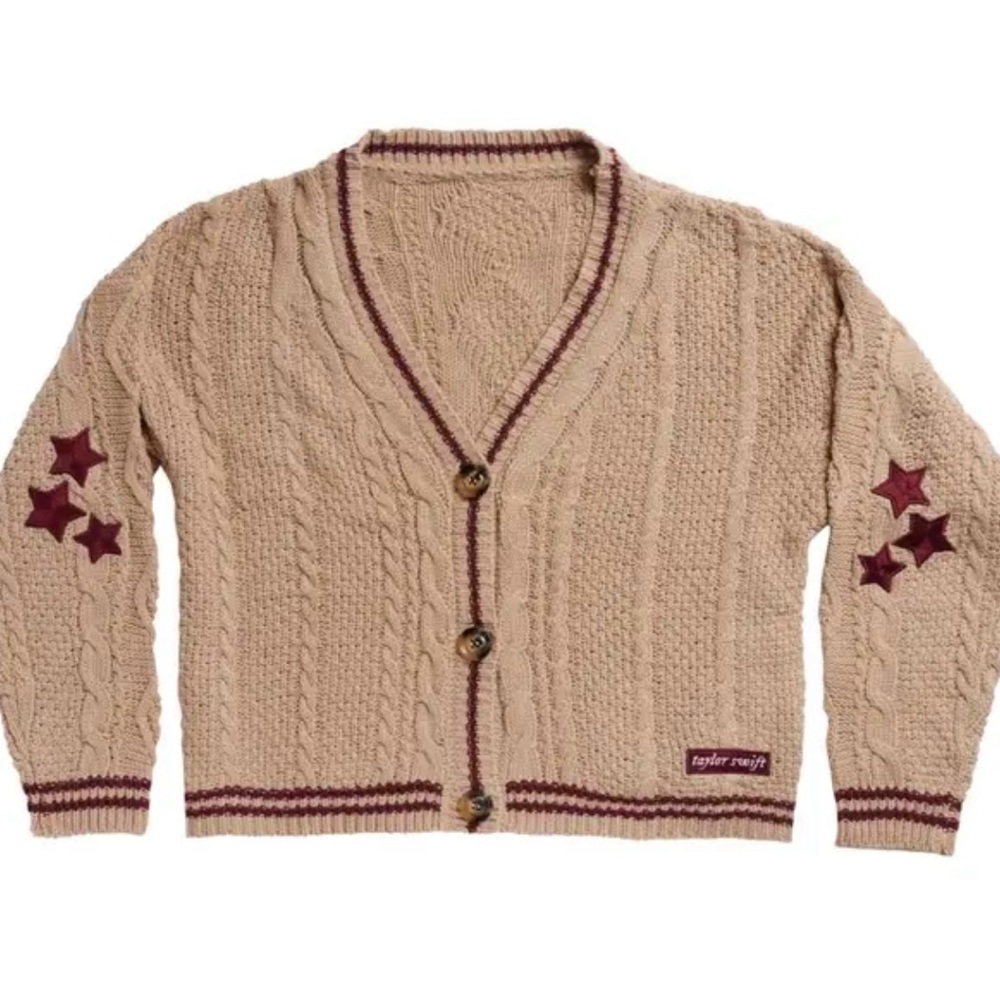 ISO I’m looking forTaylor Swift - holiday beige november 2020  Size XS/S